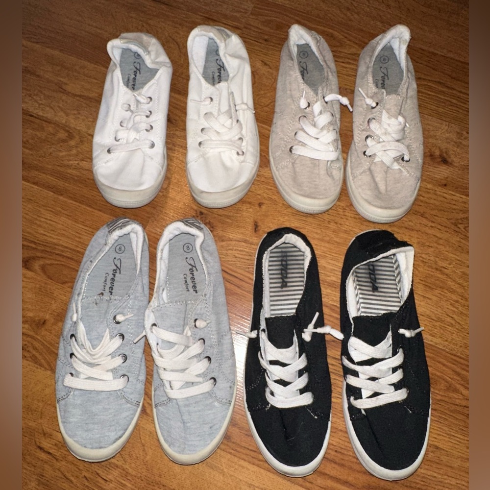 Bundle of women’s shoes